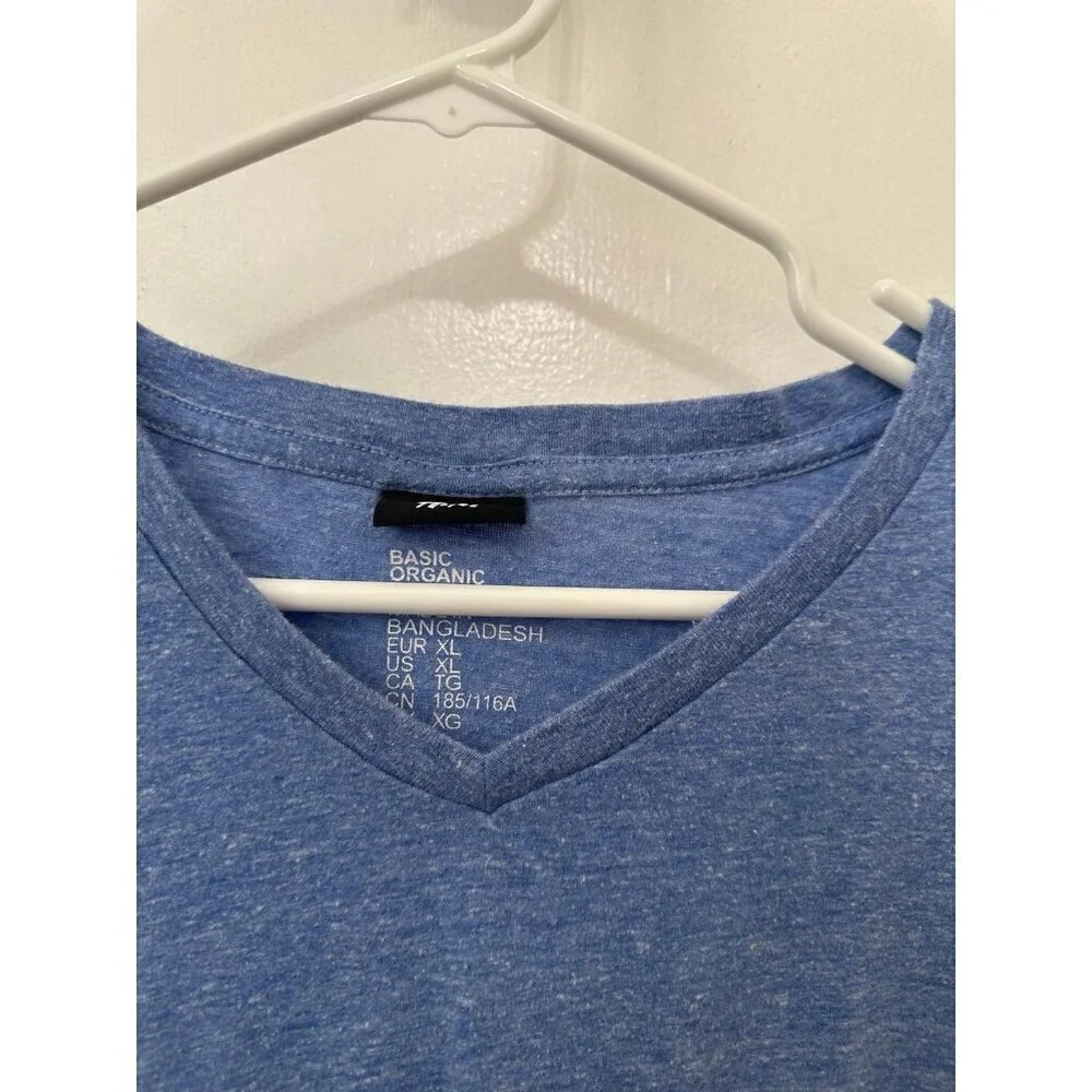 H&M Men’s size X-large basic blue t-shirt